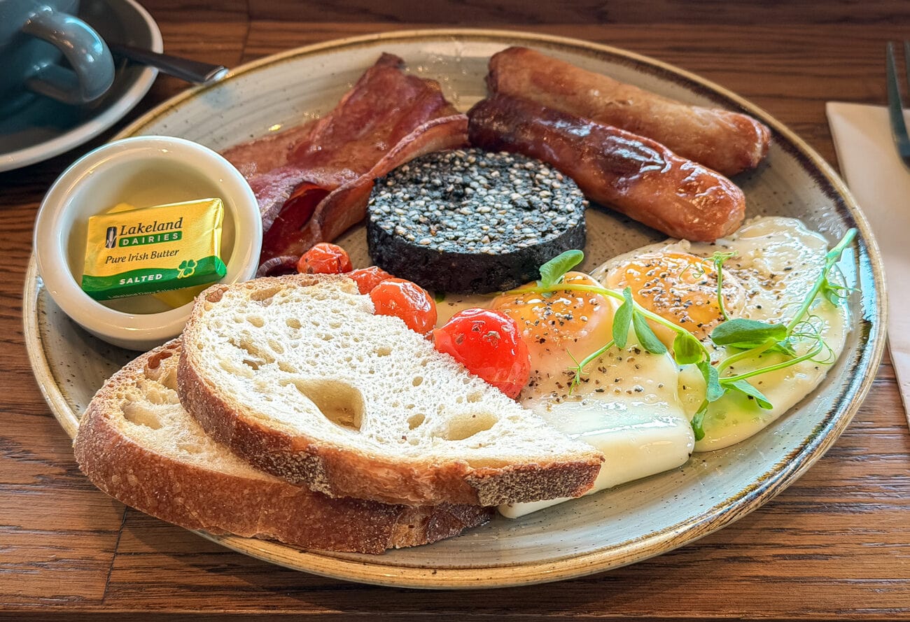Irish Breakfast w Grove Road Cafe w Dublinie
