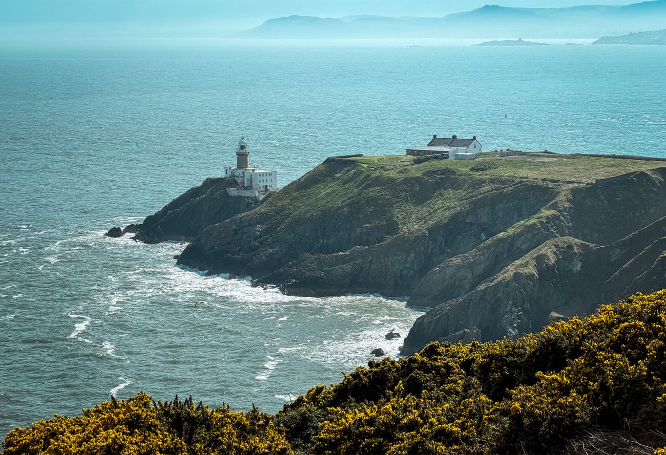 Widok z Lighthouse and Bay viewpoint w Howth