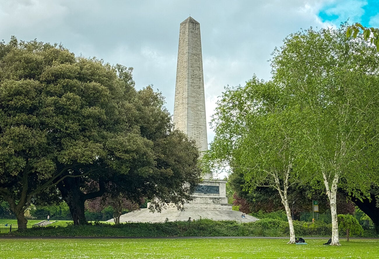 Wellington Monument w Phoenix Park w Dublinie
